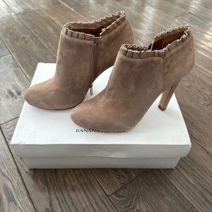 Banana Republic Suede Heeled Boots in Brown